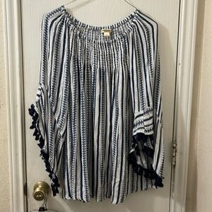 Studio West blue and white blouse Size L